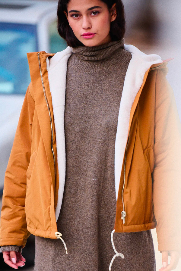 Parka Guzmania camel