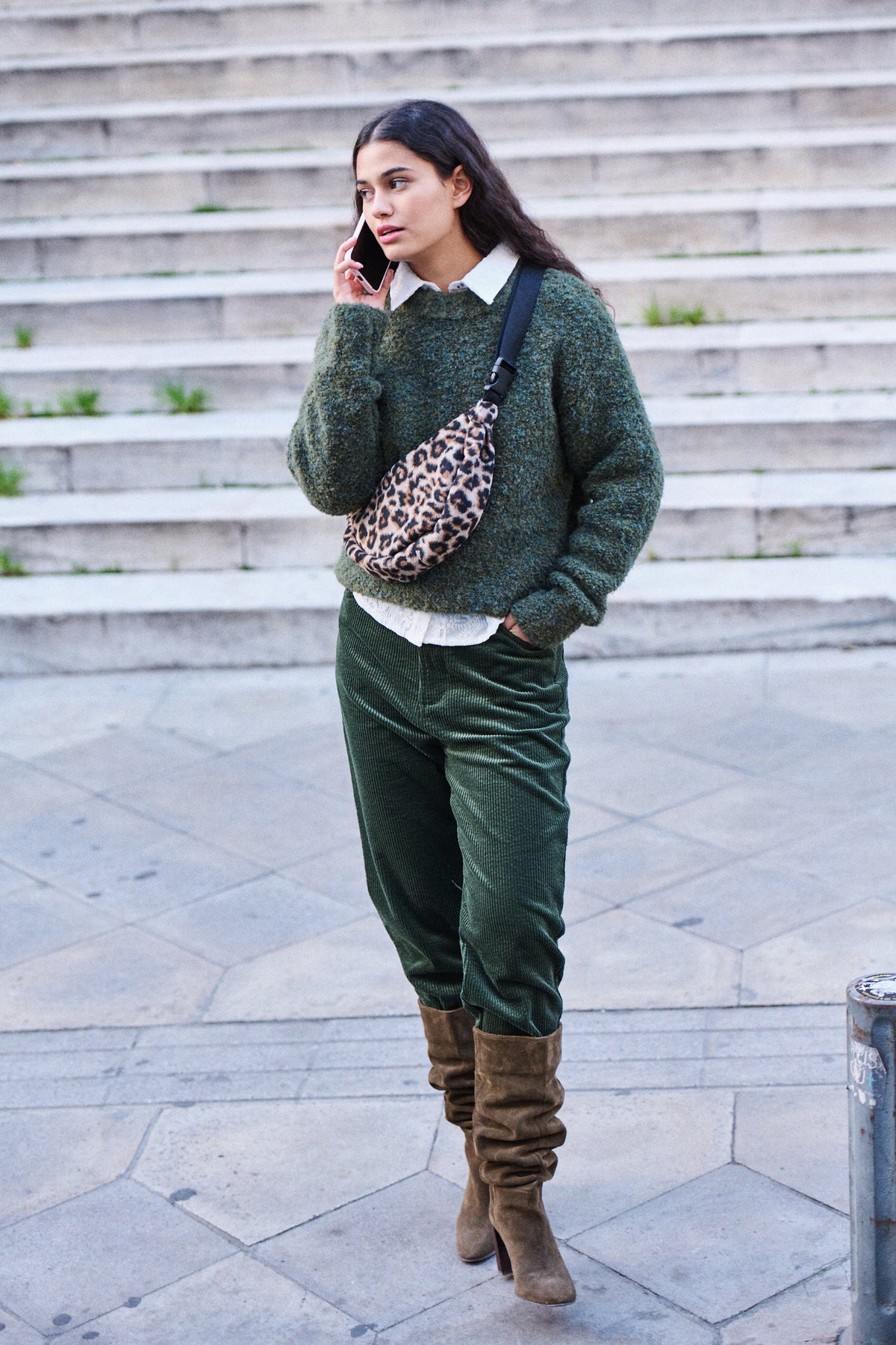 Pantalon Pino en velours kaki