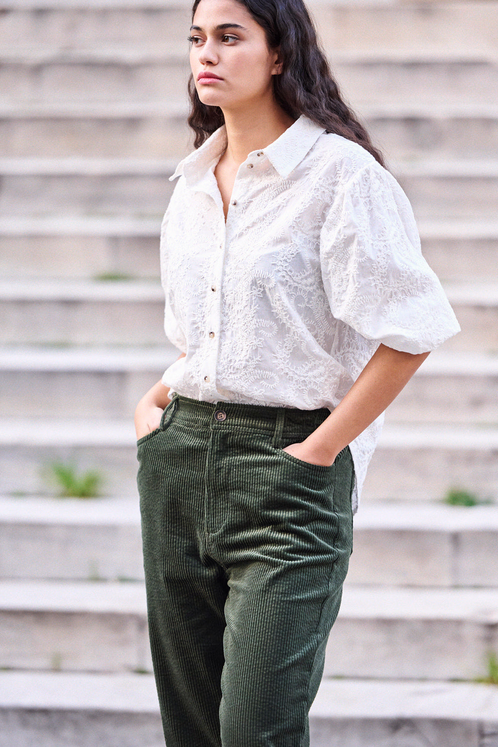 Pantalon Pino en velours kaki