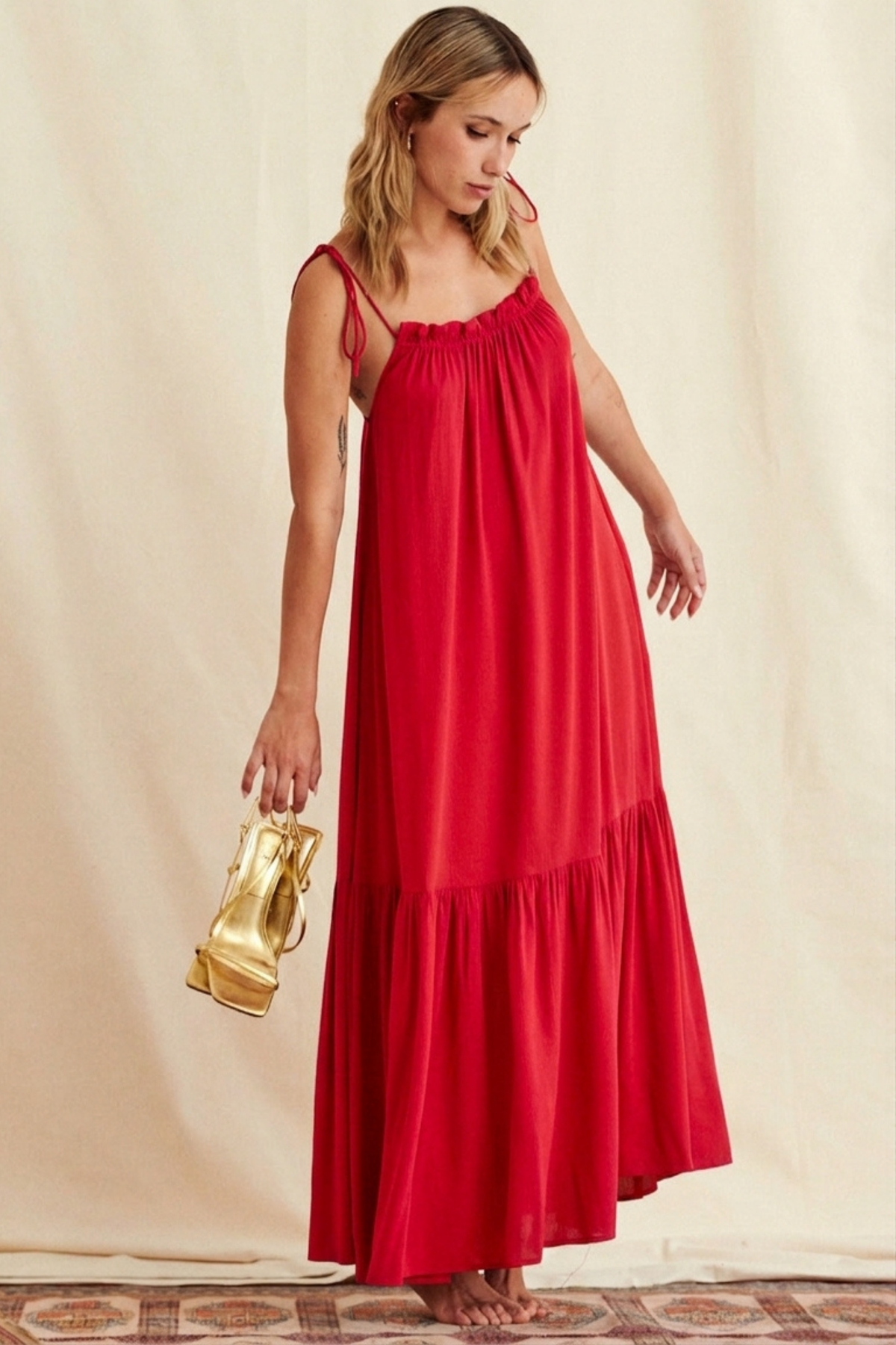 Robe Raja rouge