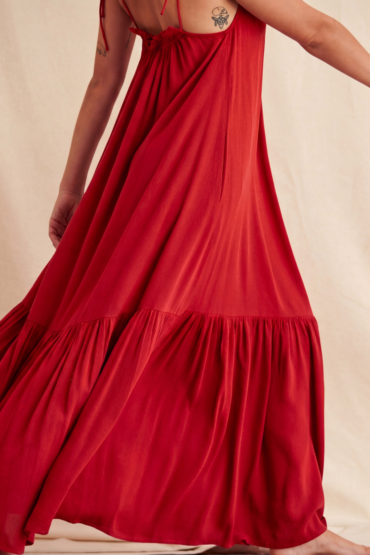Robe Raja rouge