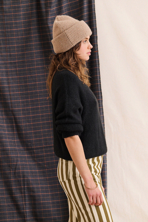 Pull Milo noir