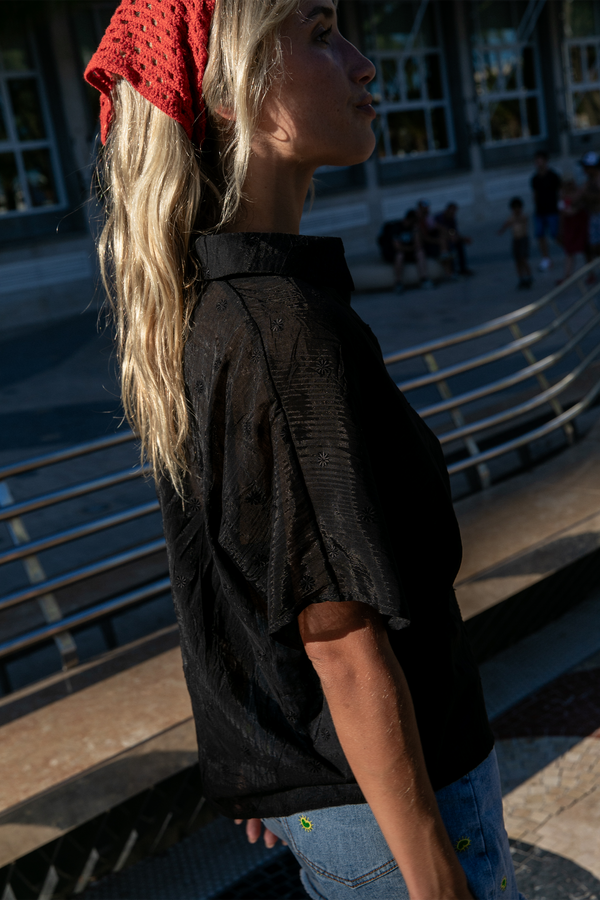 Chemise Caraibes noire à fleurs