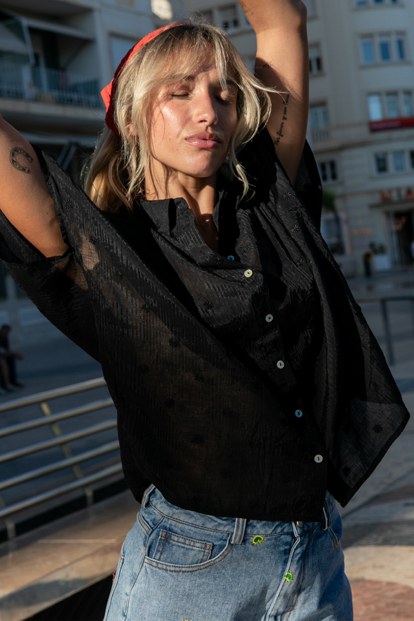 Chemise Caraibes noire à fleurs