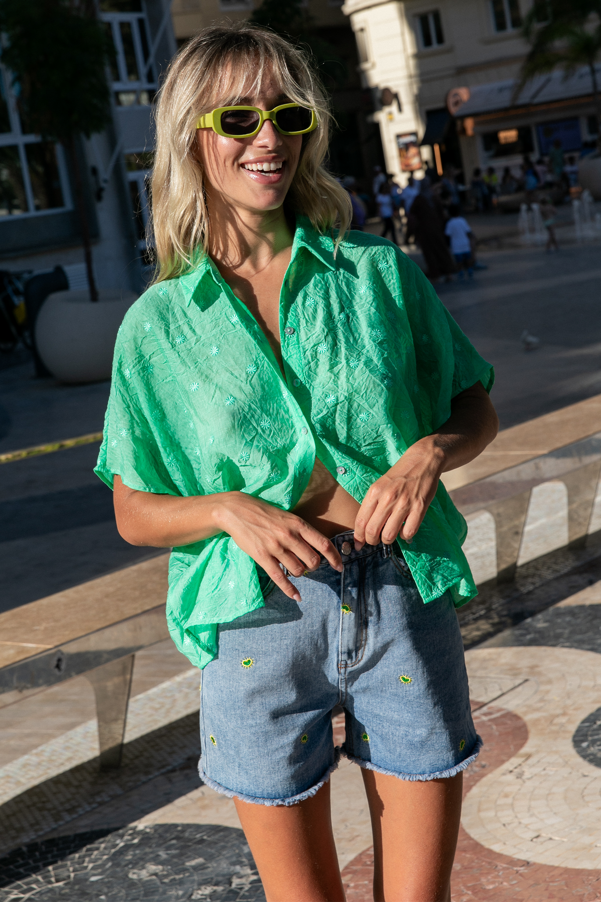 Chemise Caraibes verte à fleurs
