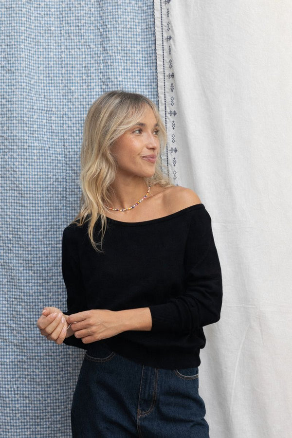 Pull noir Mala