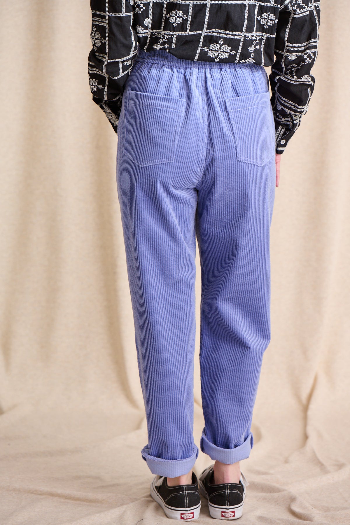 Pantalon Pino en velours lilas